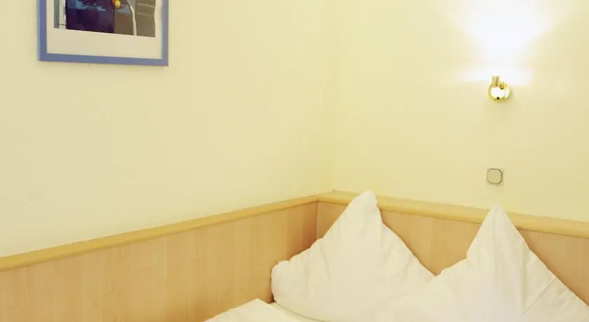 Hotel Elite An Der Universitaet Cologne 2*,  Germany