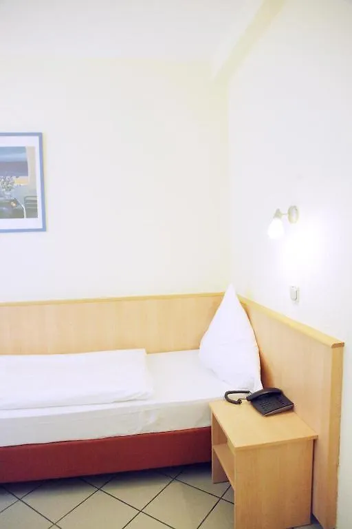 Hotel Elite An Der Universitaet Köln Vendégház
